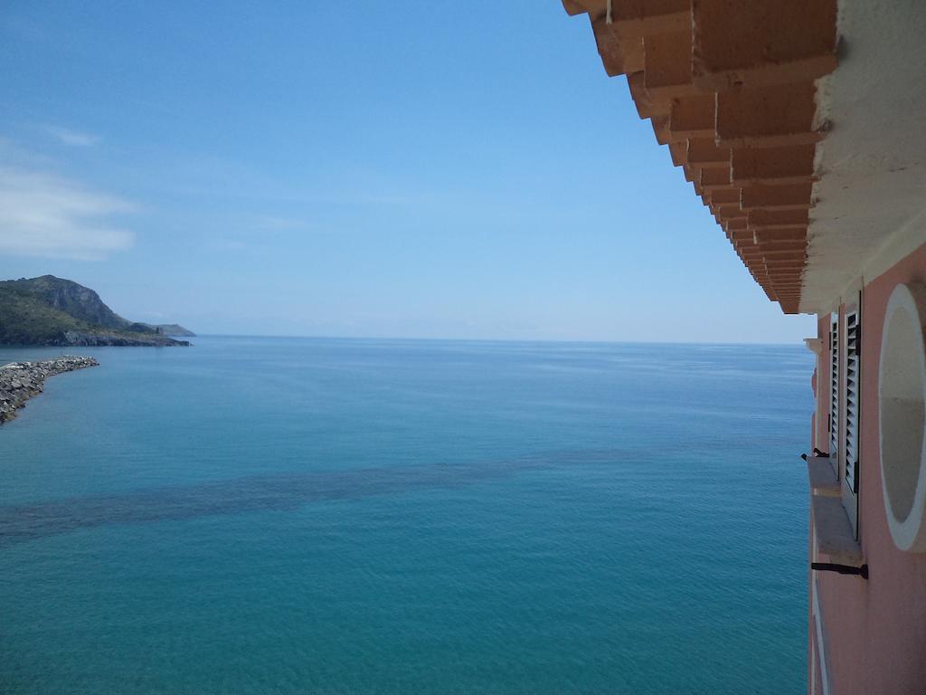 Albergo Tirreno Marina di Camerota Phòng bức ảnh