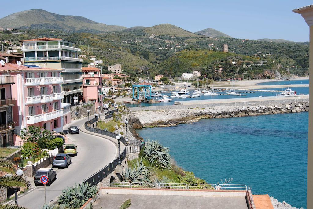 Albergo Tirreno Marina di Camerota Ngoại thất bức ảnh