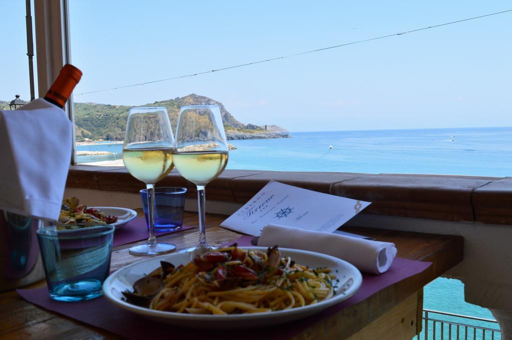 Albergo Tirreno Marina di Camerota Ngoại thất bức ảnh