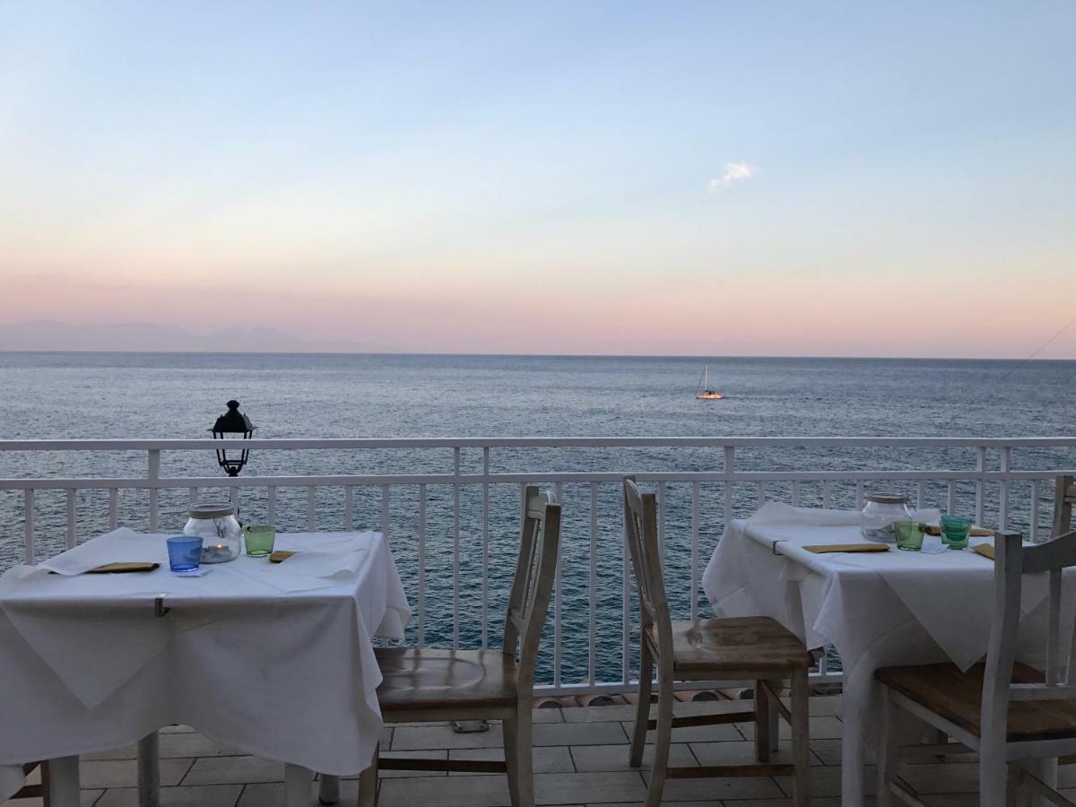 Albergo Tirreno Marina di Camerota Ngoại thất bức ảnh