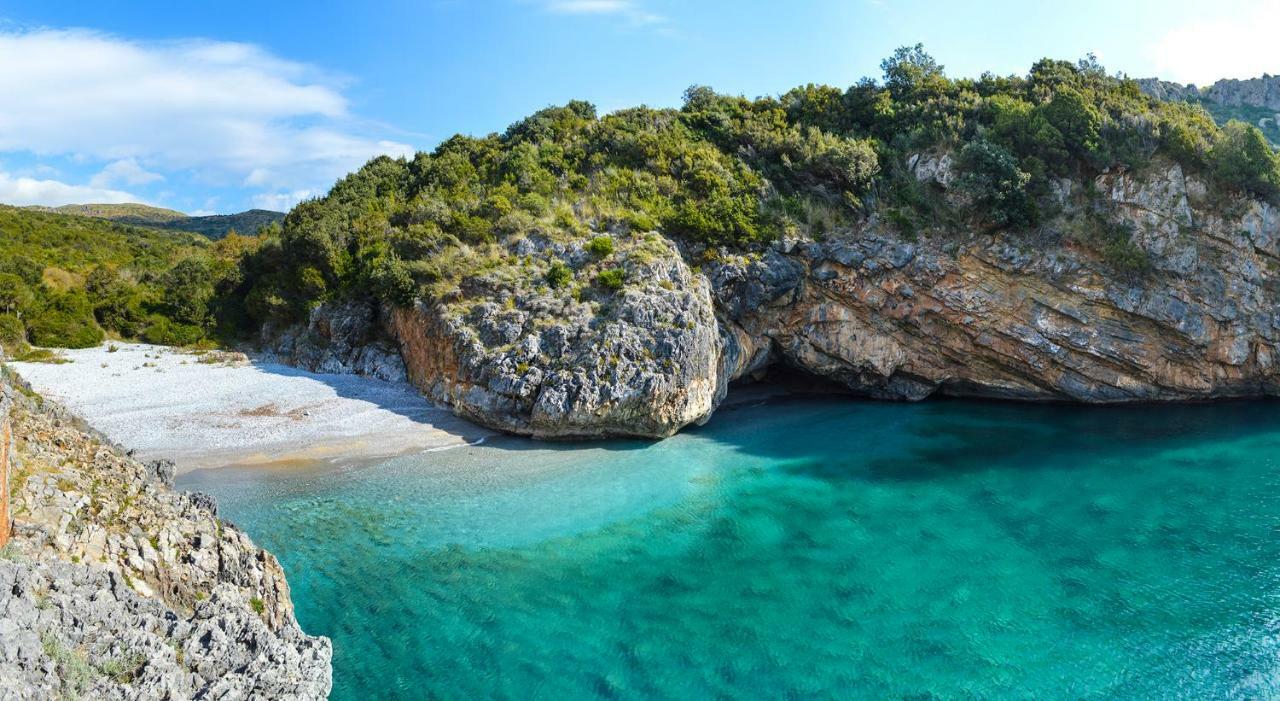 Albergo Tirreno Marina di Camerota Ngoại thất bức ảnh