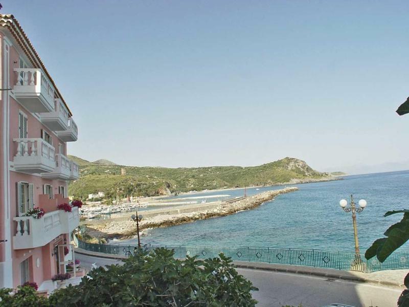 Albergo Tirreno Marina di Camerota Ngoại thất bức ảnh